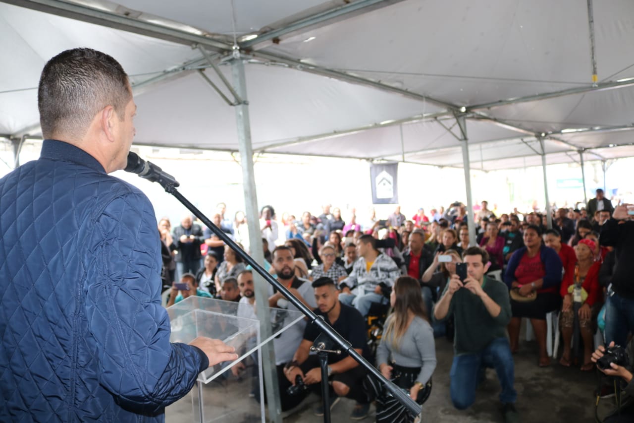 Secretário municipal de Habitação, João Farias, durante evento de entrega do empreendimento Terreno A - Academia